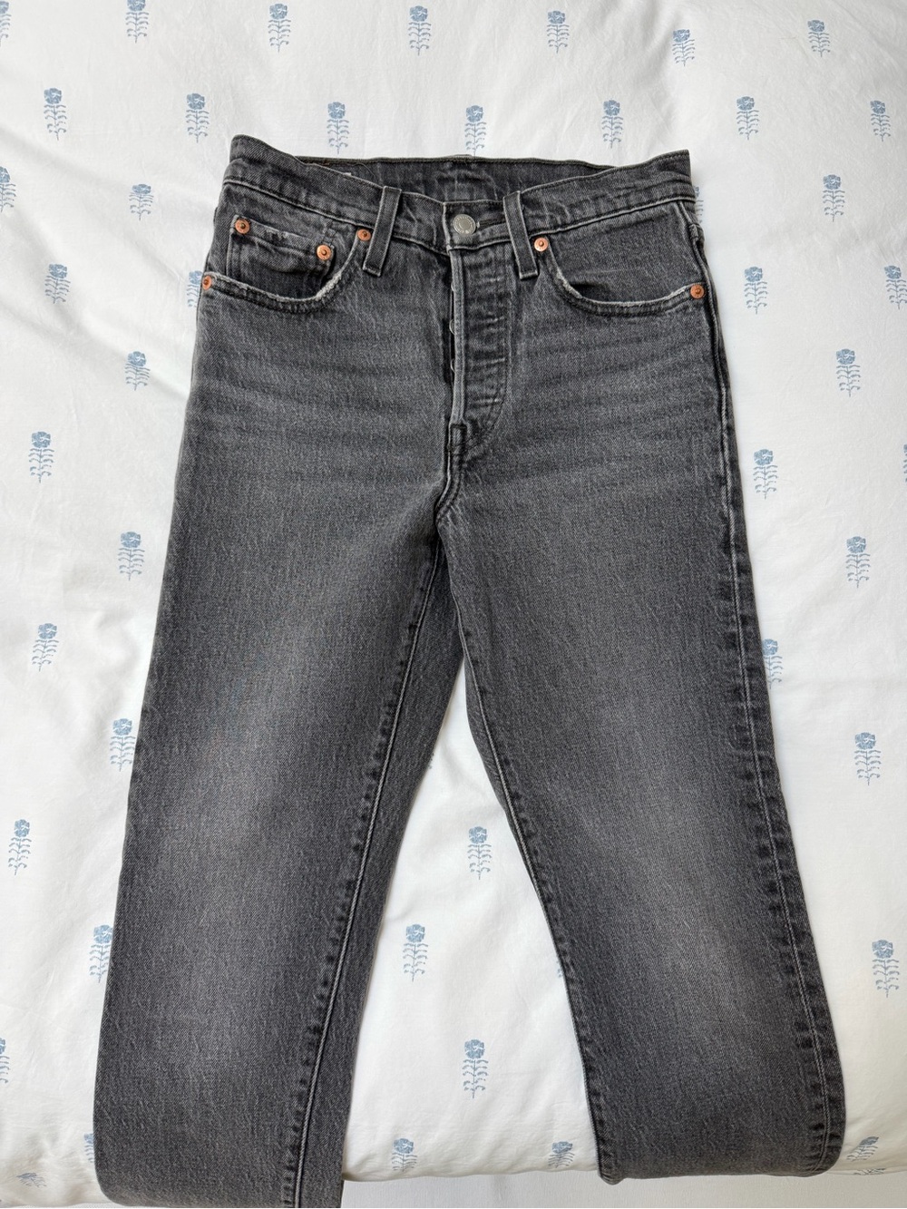 Levi’s 501 Grey 24x28